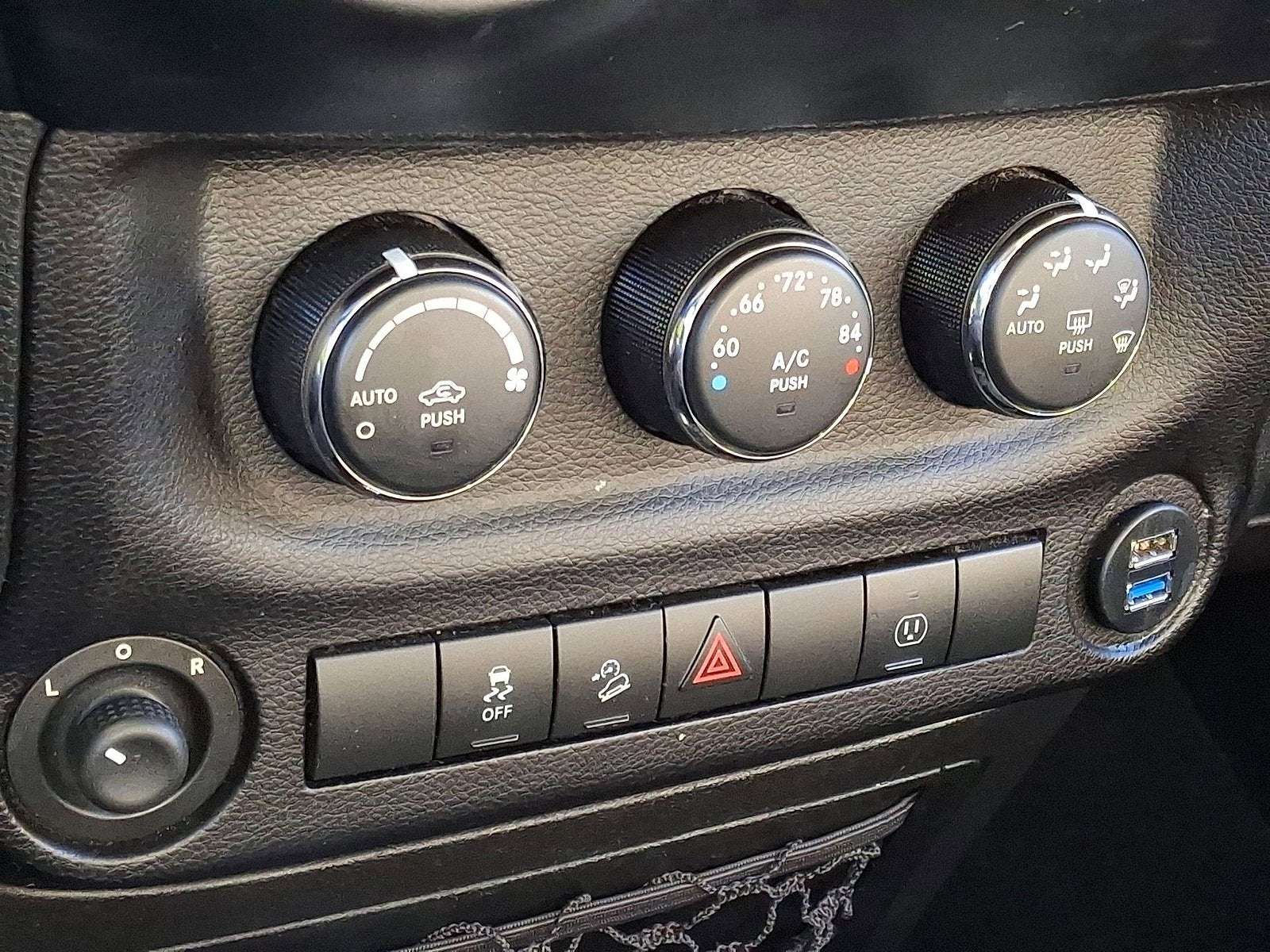 2013 Jeep Wrangler Sahara