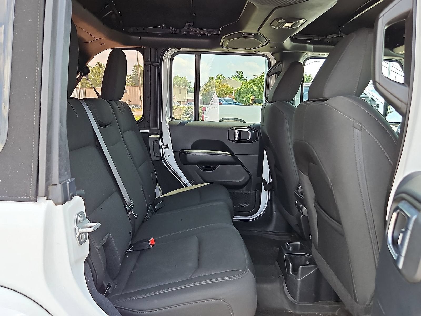 2018 Jeep Wrangler Unlimited Sahara 4x4