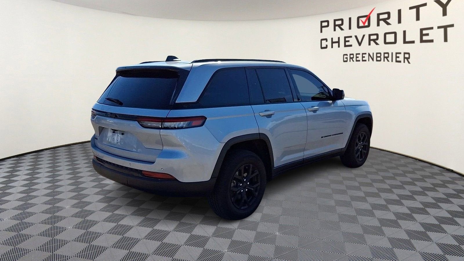 2025 Jeep Grand Cherokee Altitude 4x4