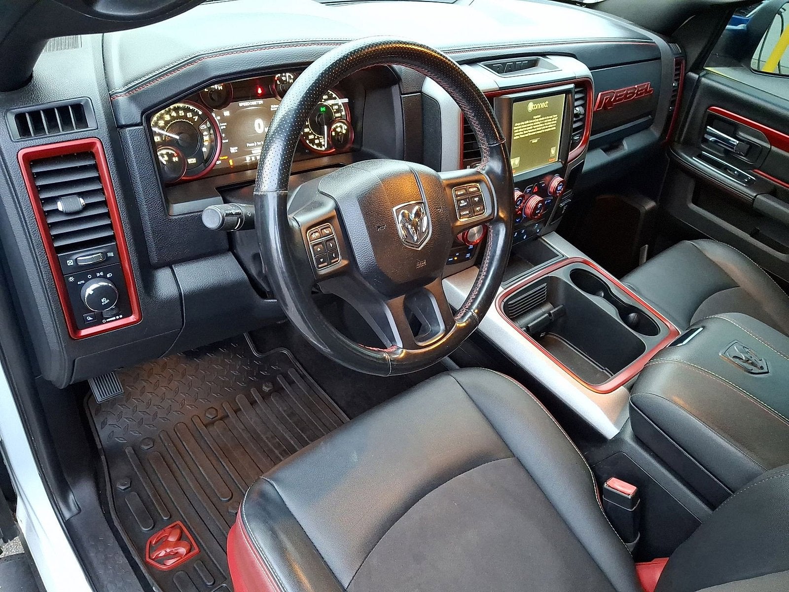 2017 RAM 1500 Rebel Crew Cab 4x4 5'7" Box