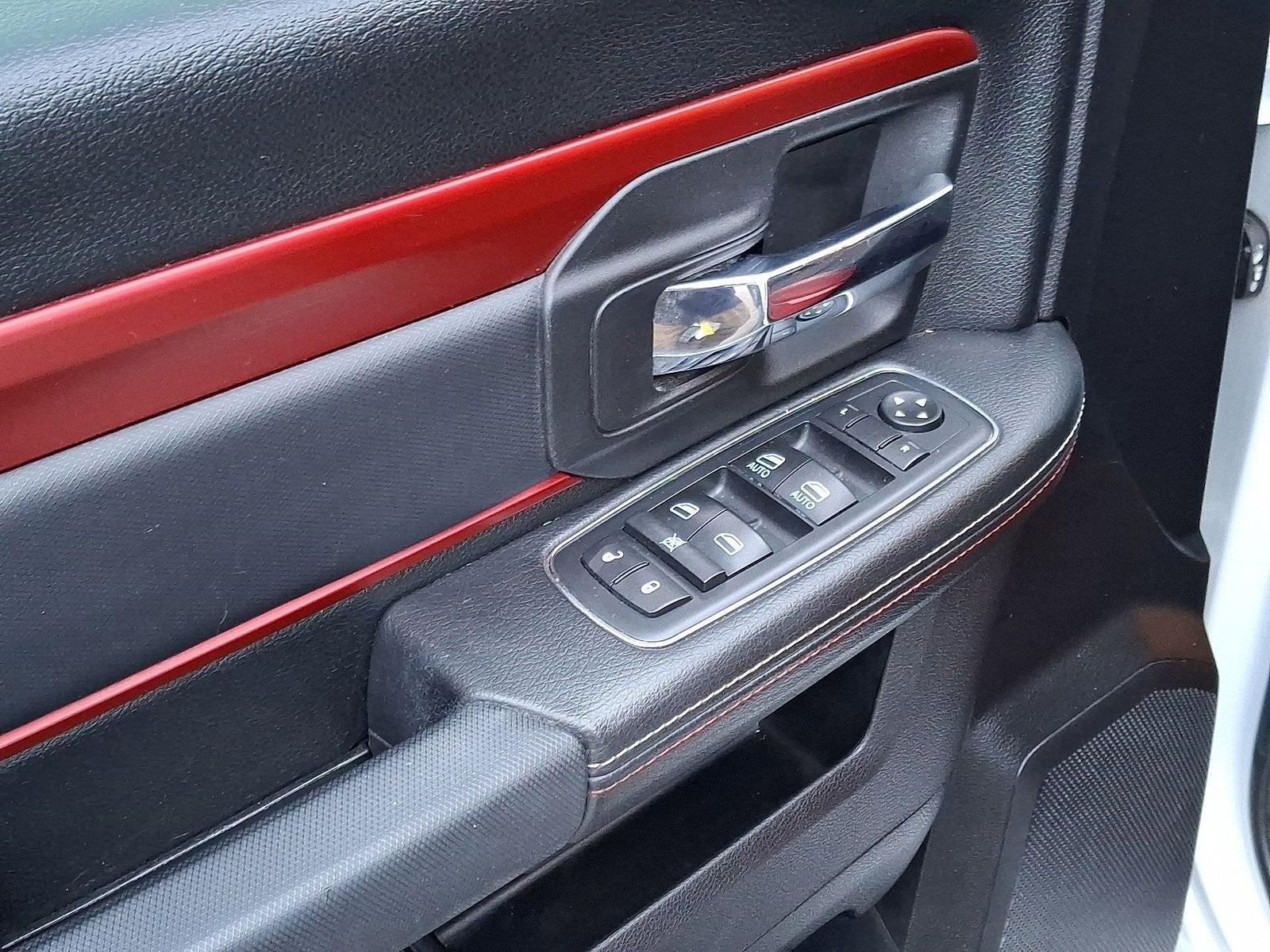 2017 RAM 1500 Rebel Crew Cab 4x4 5'7" Box