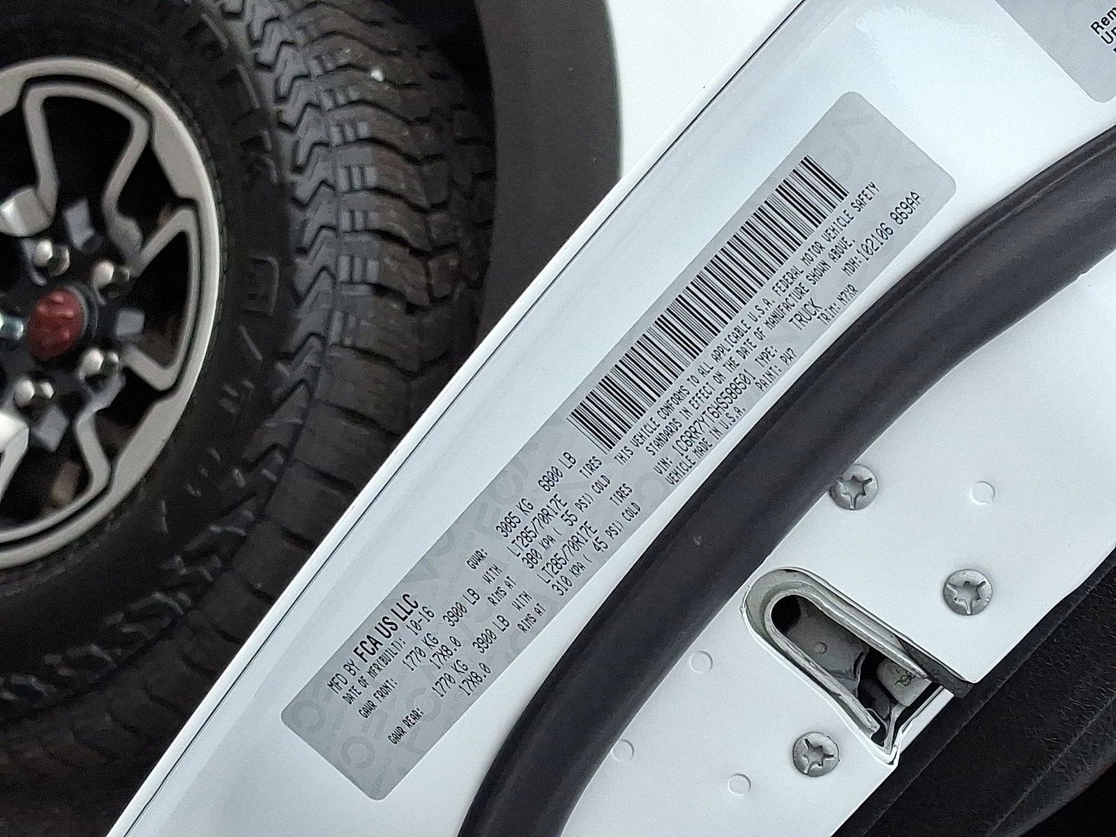 2017 RAM 1500 Rebel Crew Cab 4x4 5'7" Box