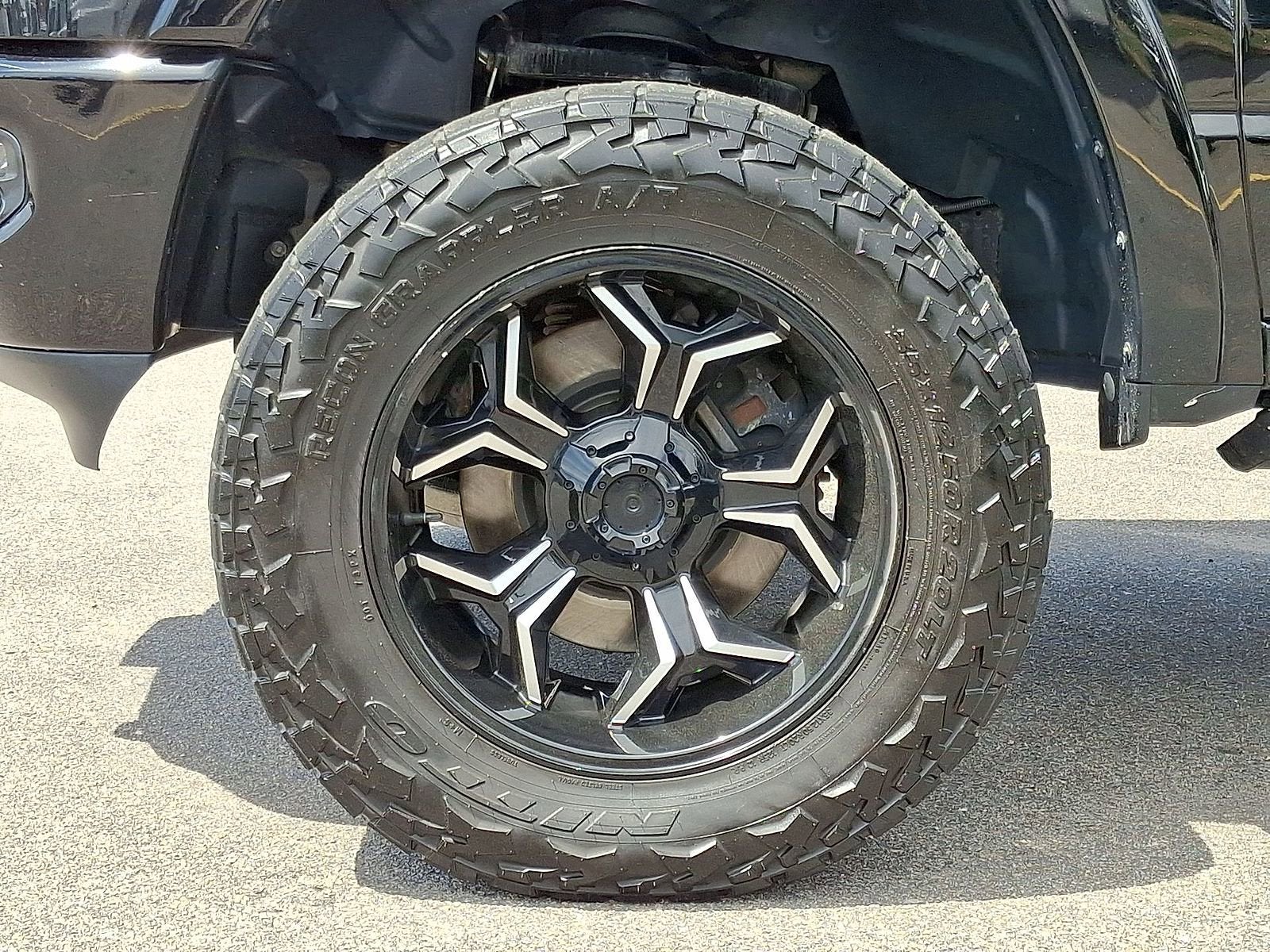 2019 RAM 1500 Limited Crew Cab 4x4 5'7" Box