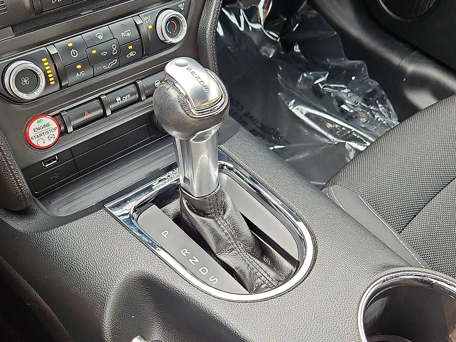 2015 Ford Mustang V6