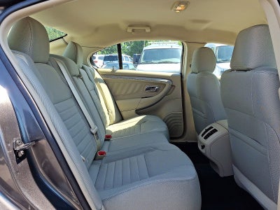 2018 Ford Taurus SE