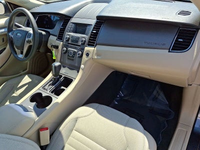 2018 Ford Taurus SE