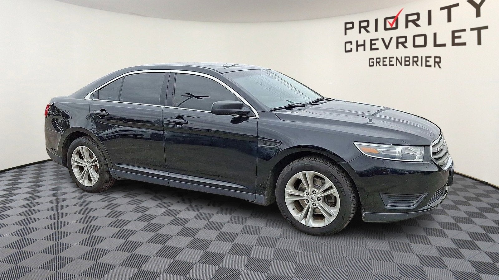 2018 Ford Taurus SE