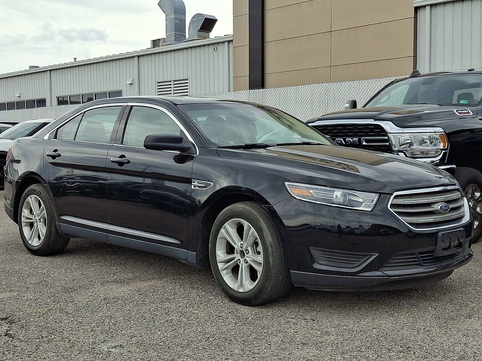 2018 Ford Taurus SE
