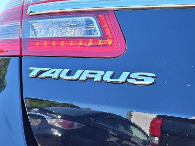 2018 Ford Taurus SE