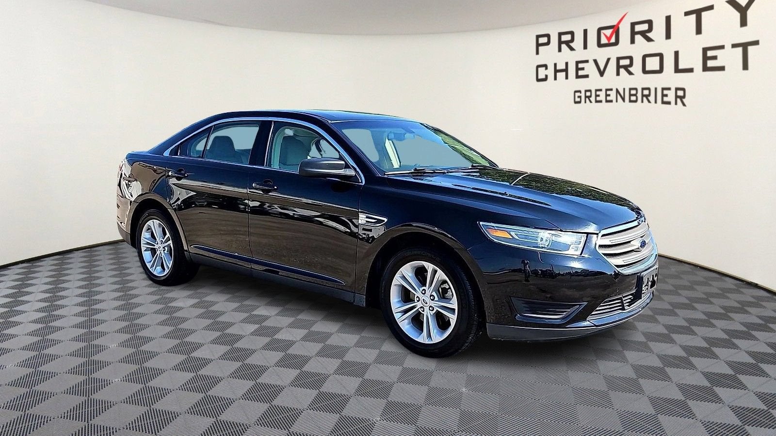 2018 Ford Taurus SE