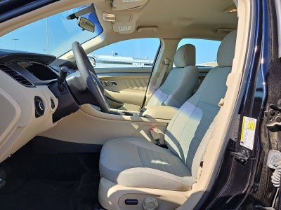 2018 Ford Taurus SE