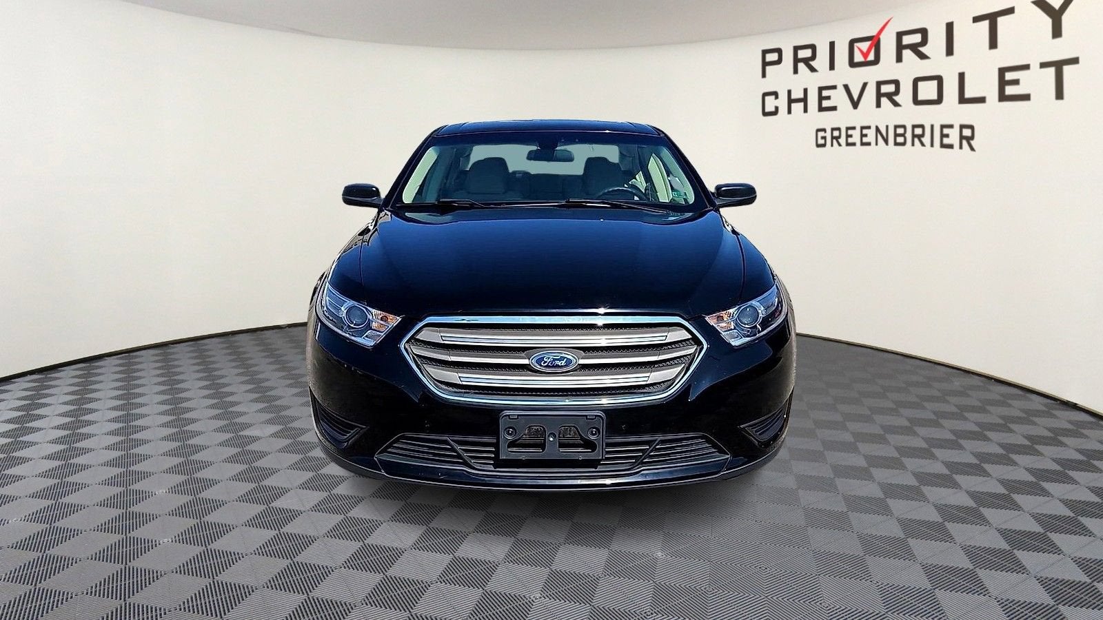 2018 Ford Taurus SE