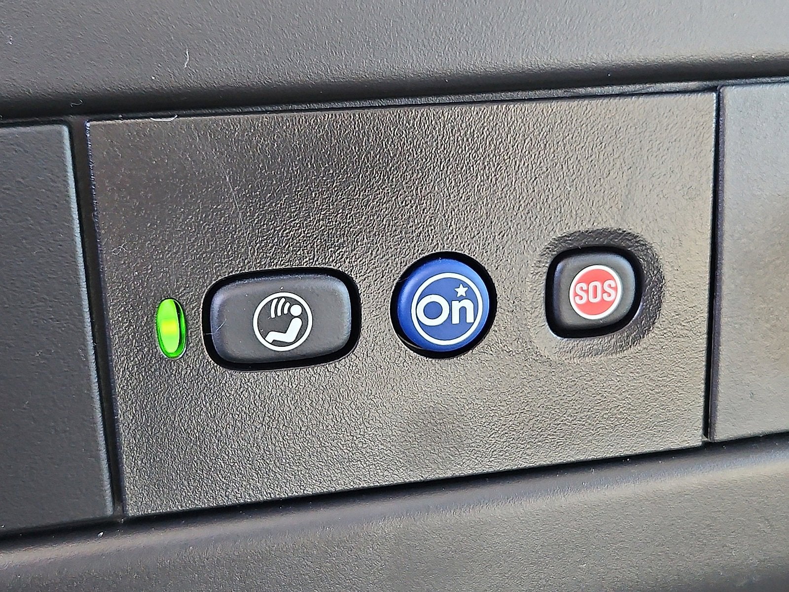 2024 Chevrolet Express Cutaway 3500 1WT