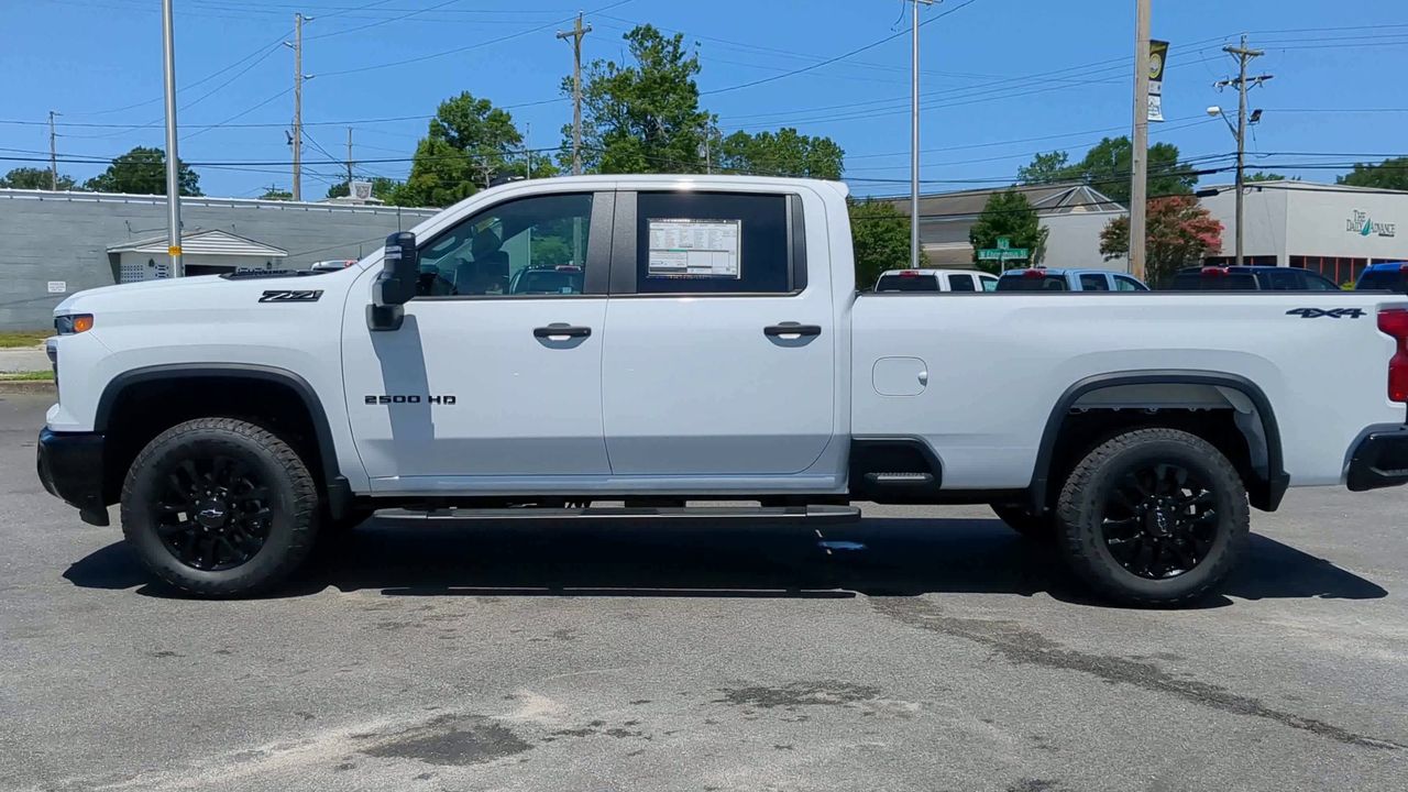 2025 Chevrolet Silverado 2500 HD Custom