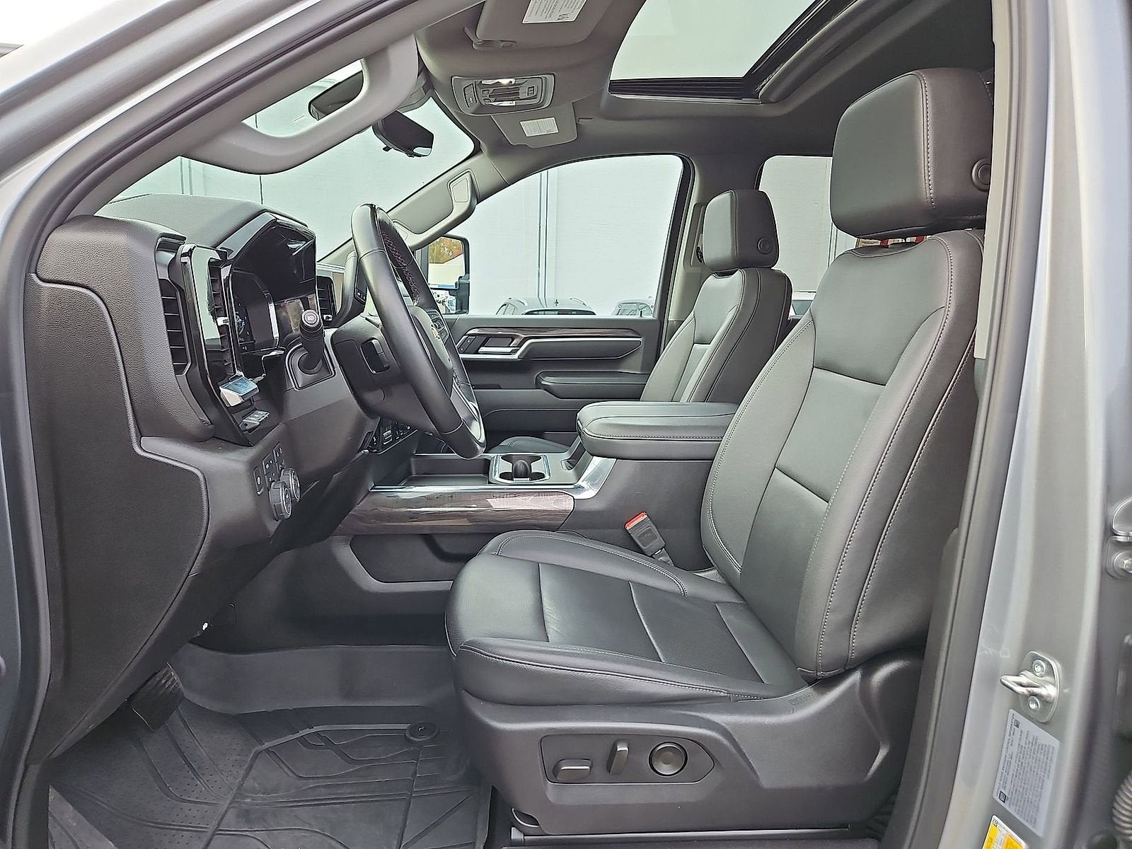 2025 Chevrolet Silverado 3500 HD LTZ DRW