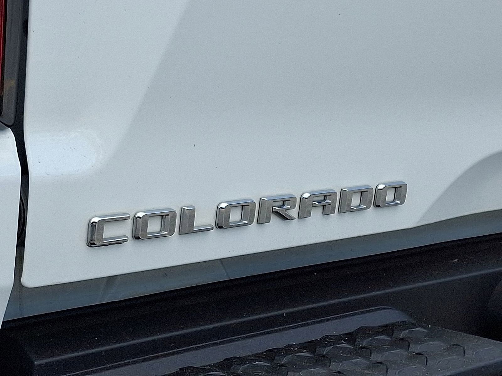 2024 Chevrolet Colorado WT