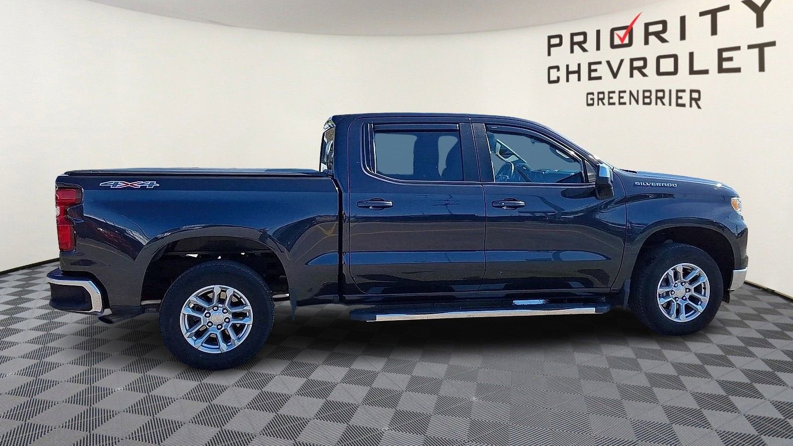 2023 Chevrolet Silverado 1500 LT (2FL)