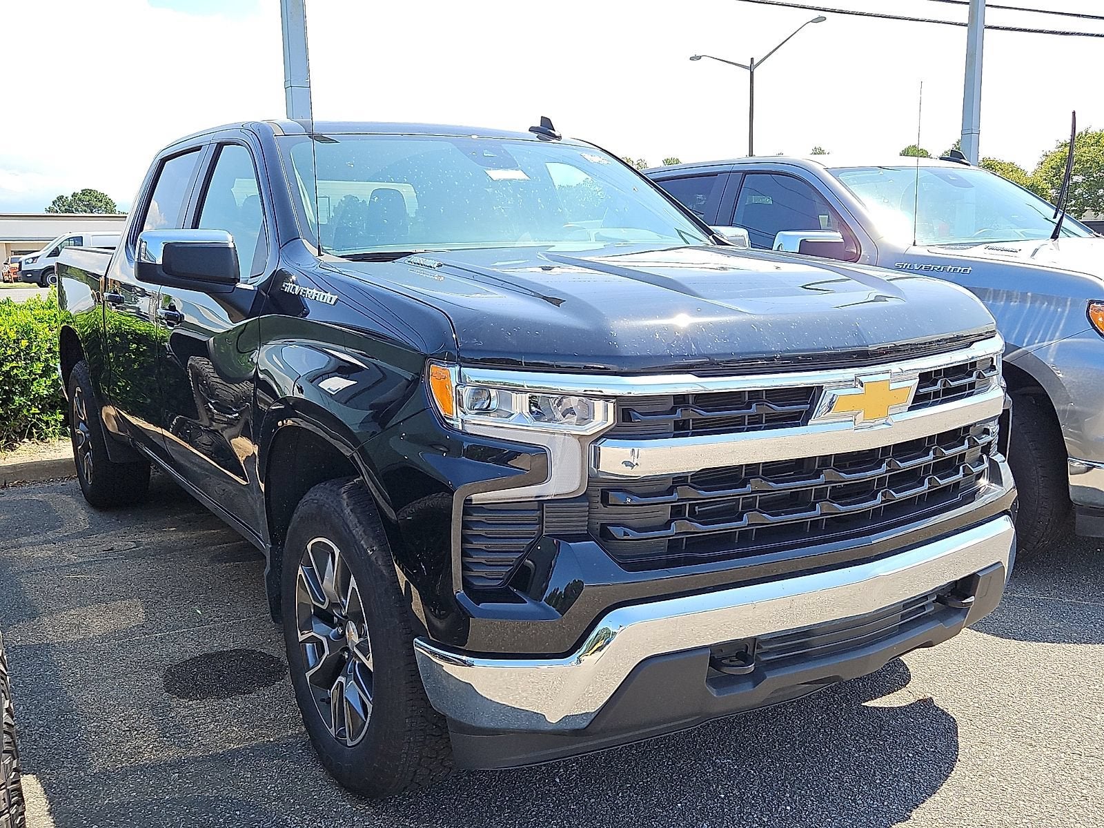 2025 Chevrolet Silverado 1500 LT (2FL)