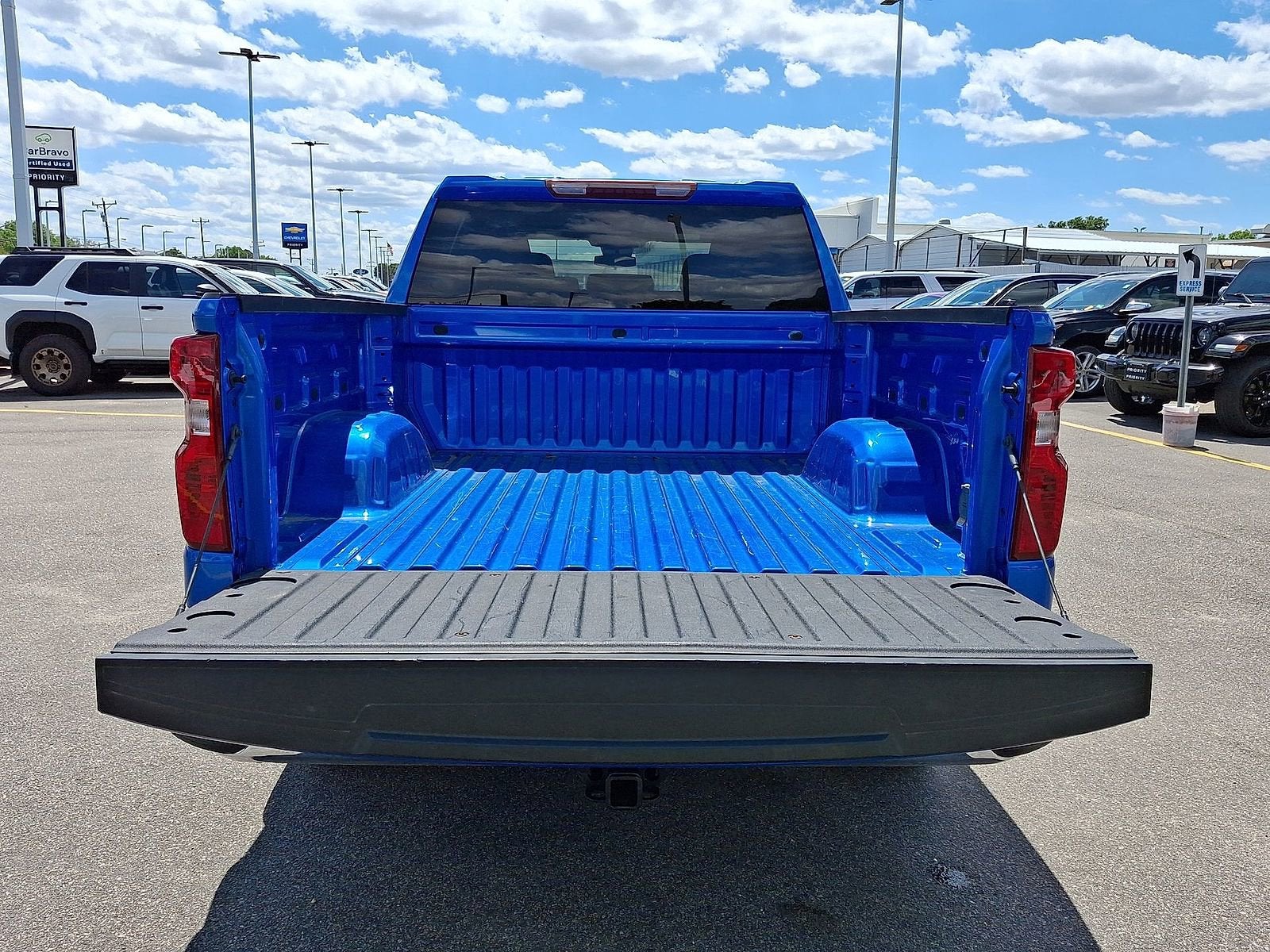 2025 Chevrolet Silverado 1500 LT