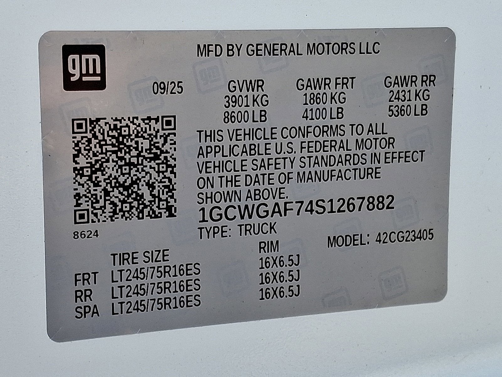 2025 Chevrolet Express Cargo 2500 WT