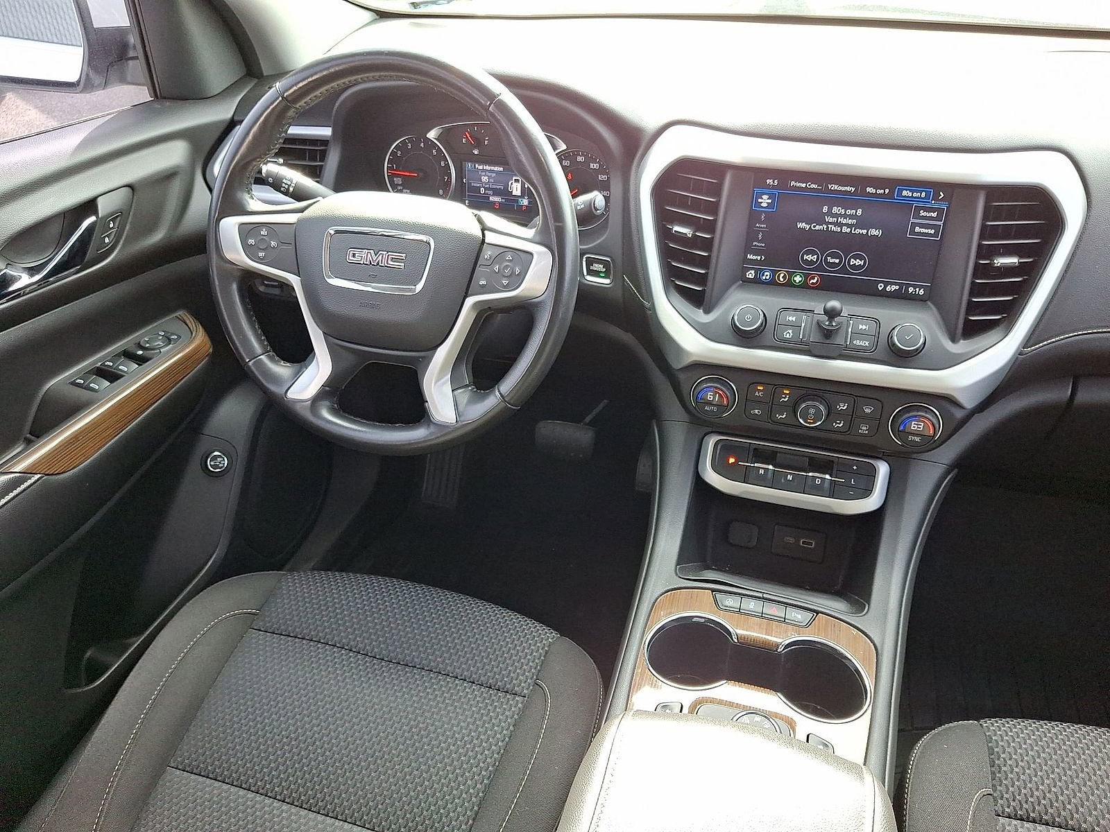 2020 GMC Acadia SLE