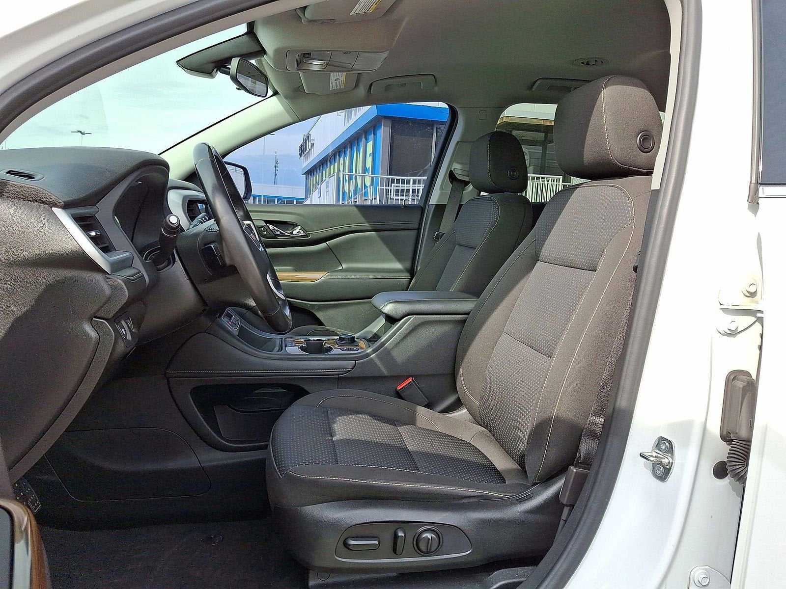 2020 GMC Acadia SLE