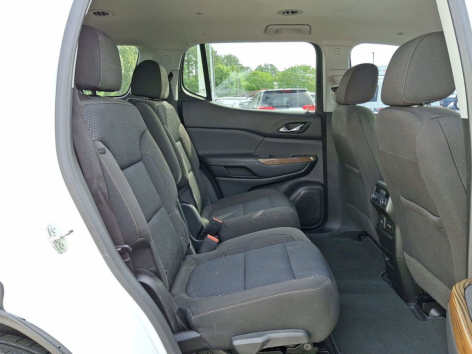2020 GMC Acadia SLE