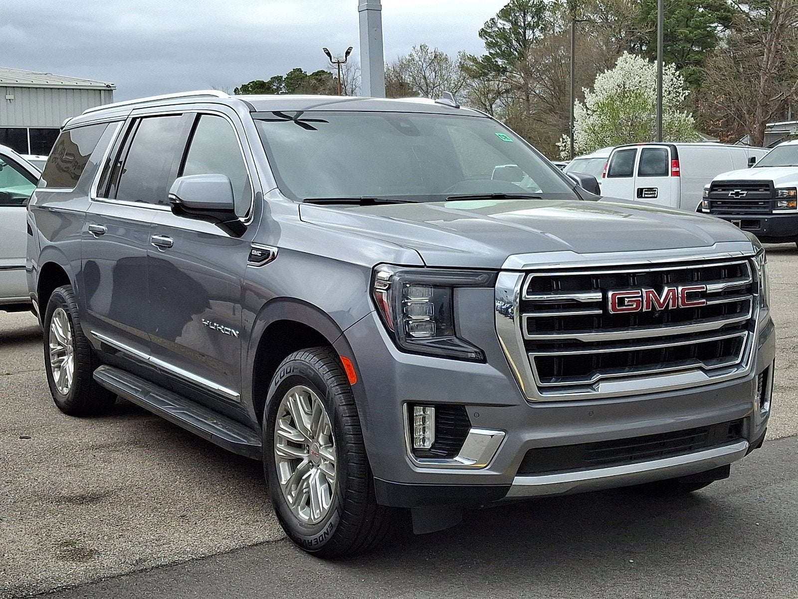 2022 GMC Yukon XL SLT