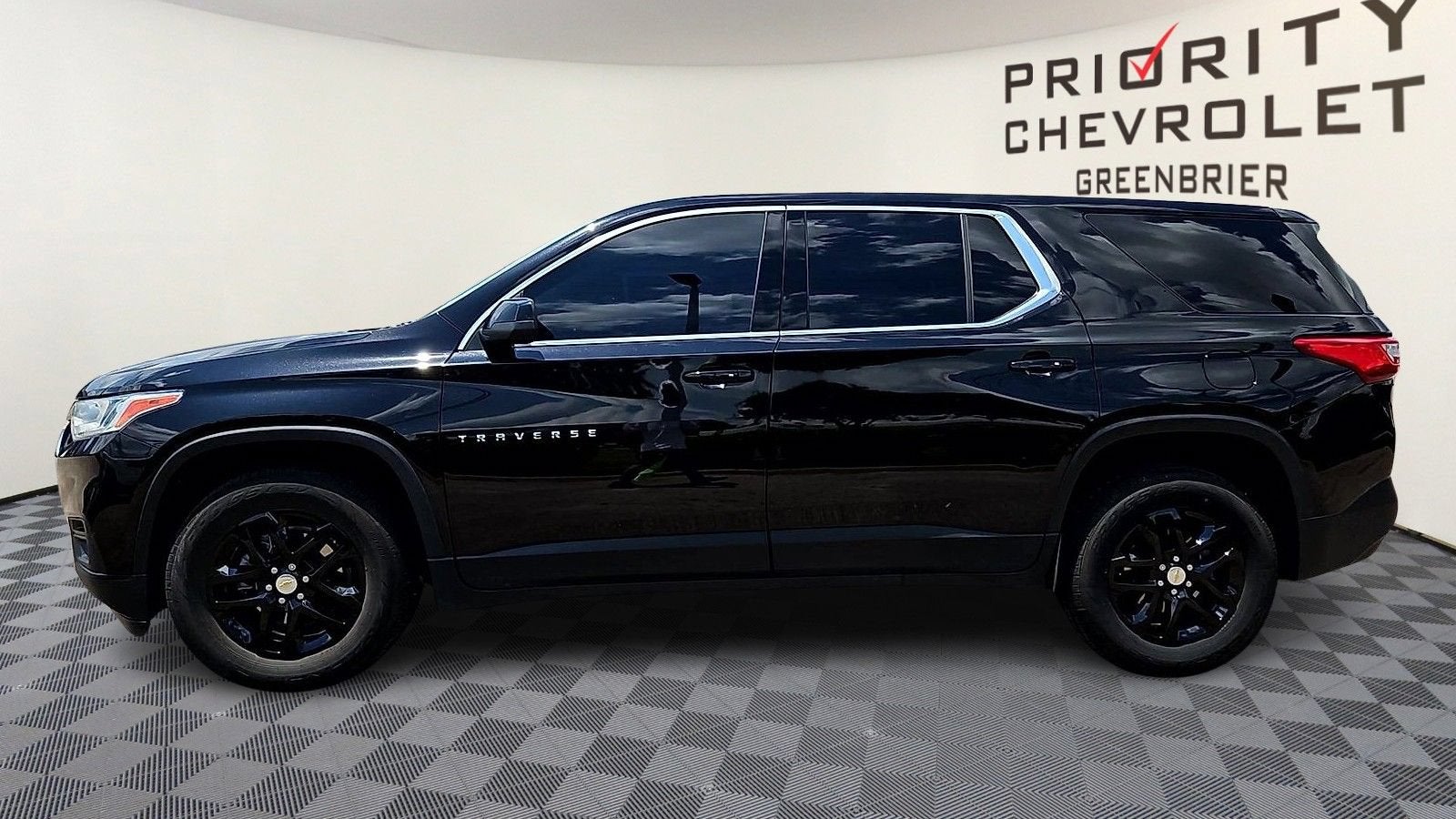 2021 Chevrolet Traverse LS