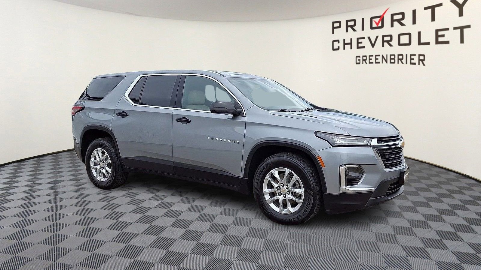 2023 Chevrolet Traverse LS