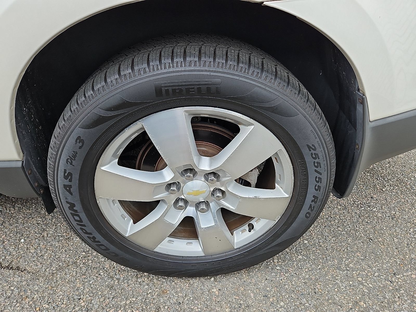 2011 Chevrolet Traverse LT w/1LT