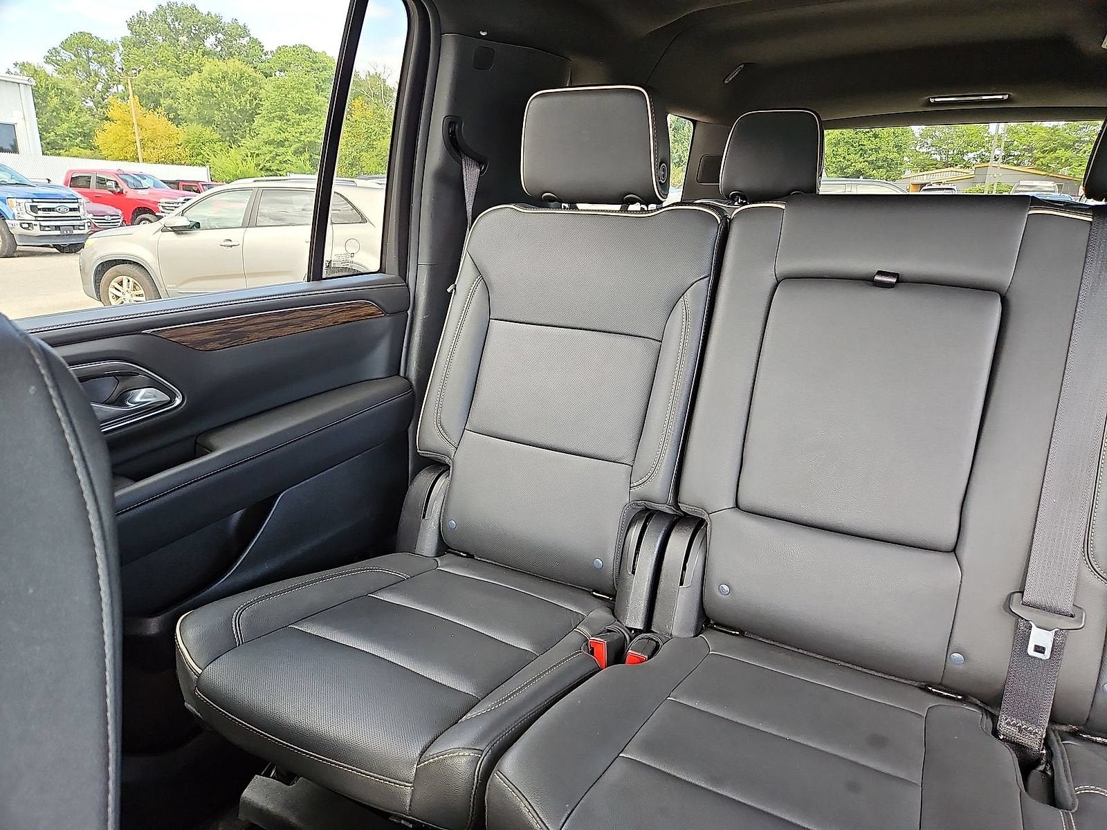 2024 Chevrolet Suburban Premier