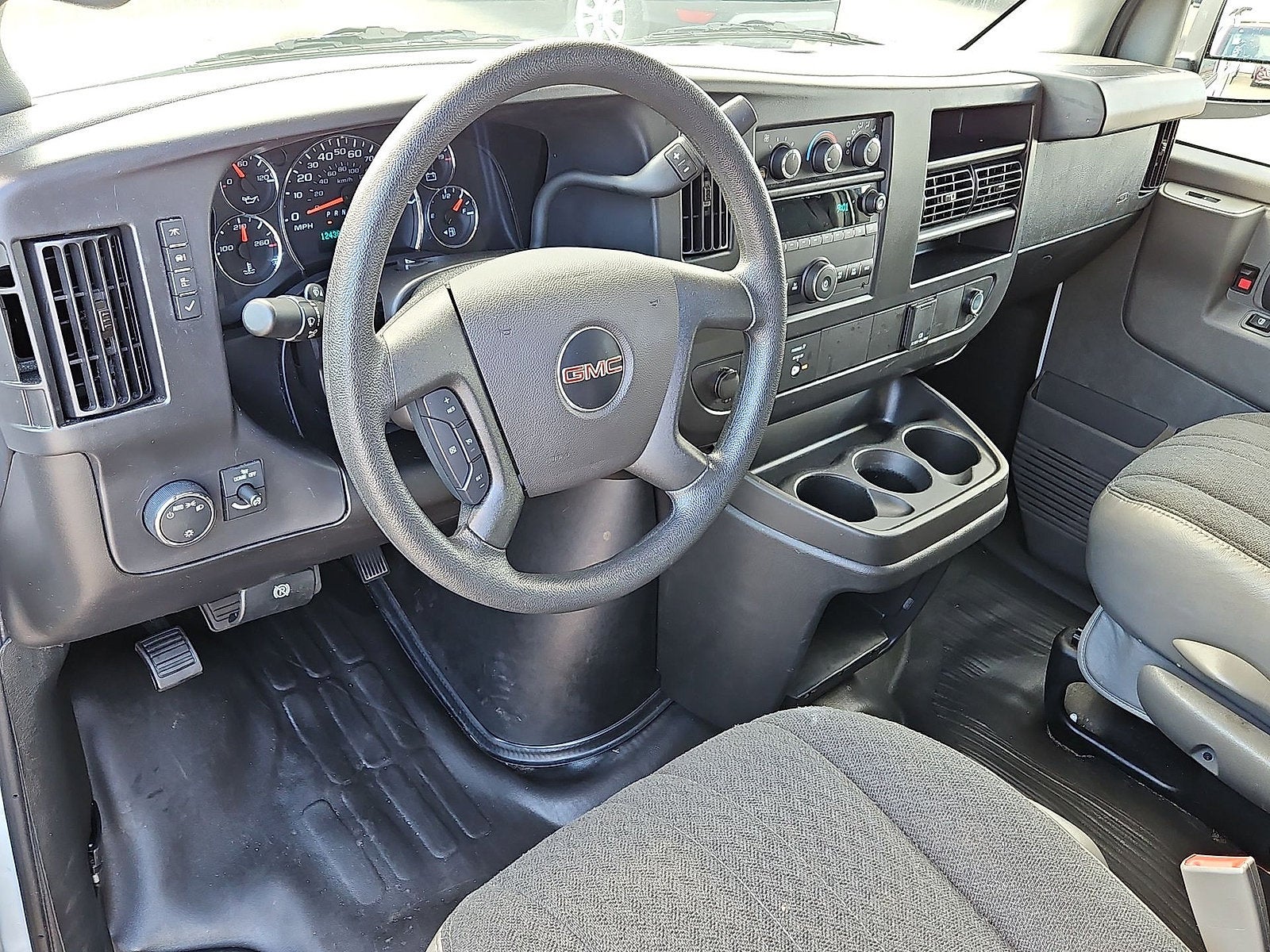 2025 GMC Savana Cargo Work Van