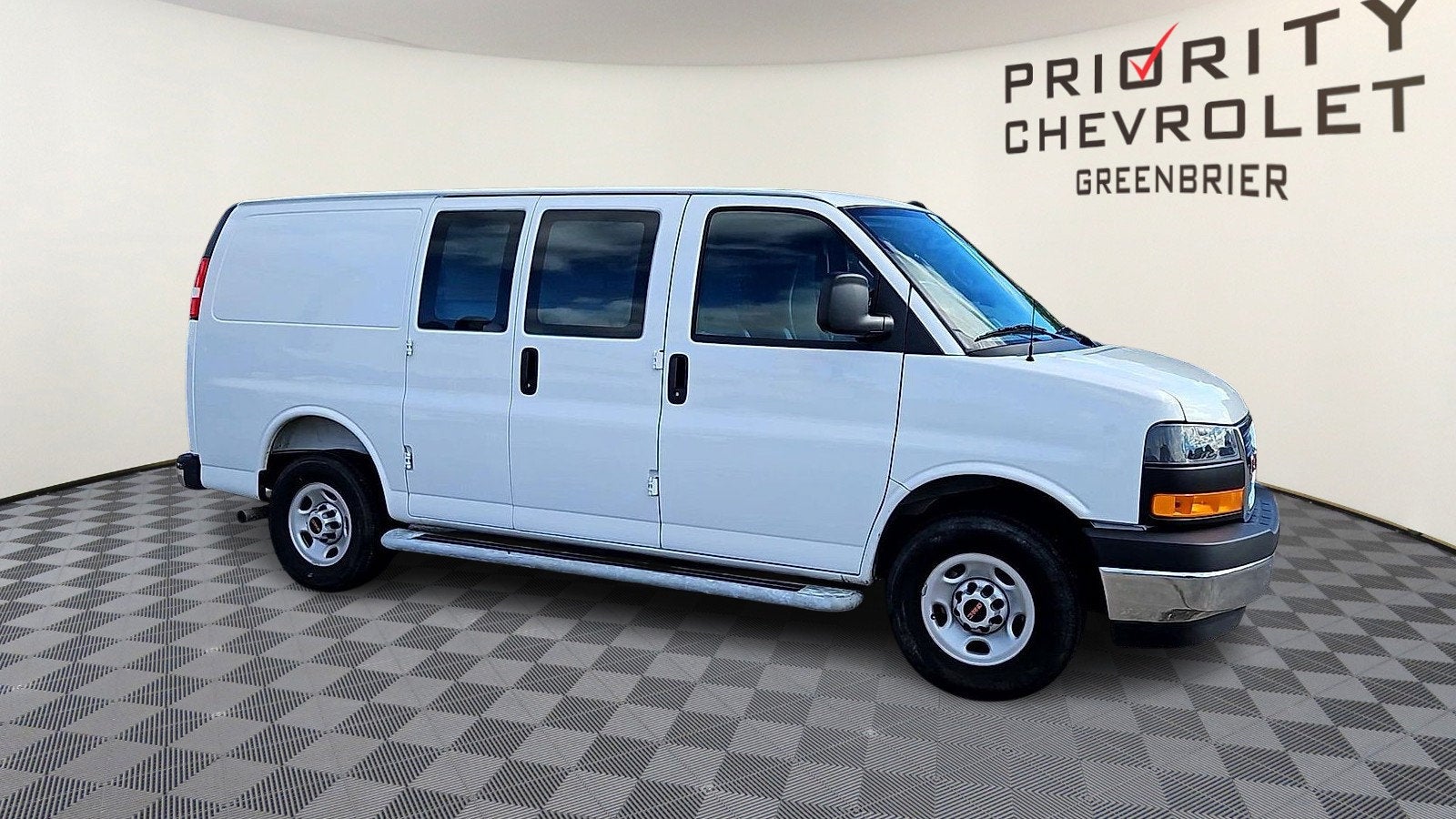2025 GMC Savana Cargo Work Van