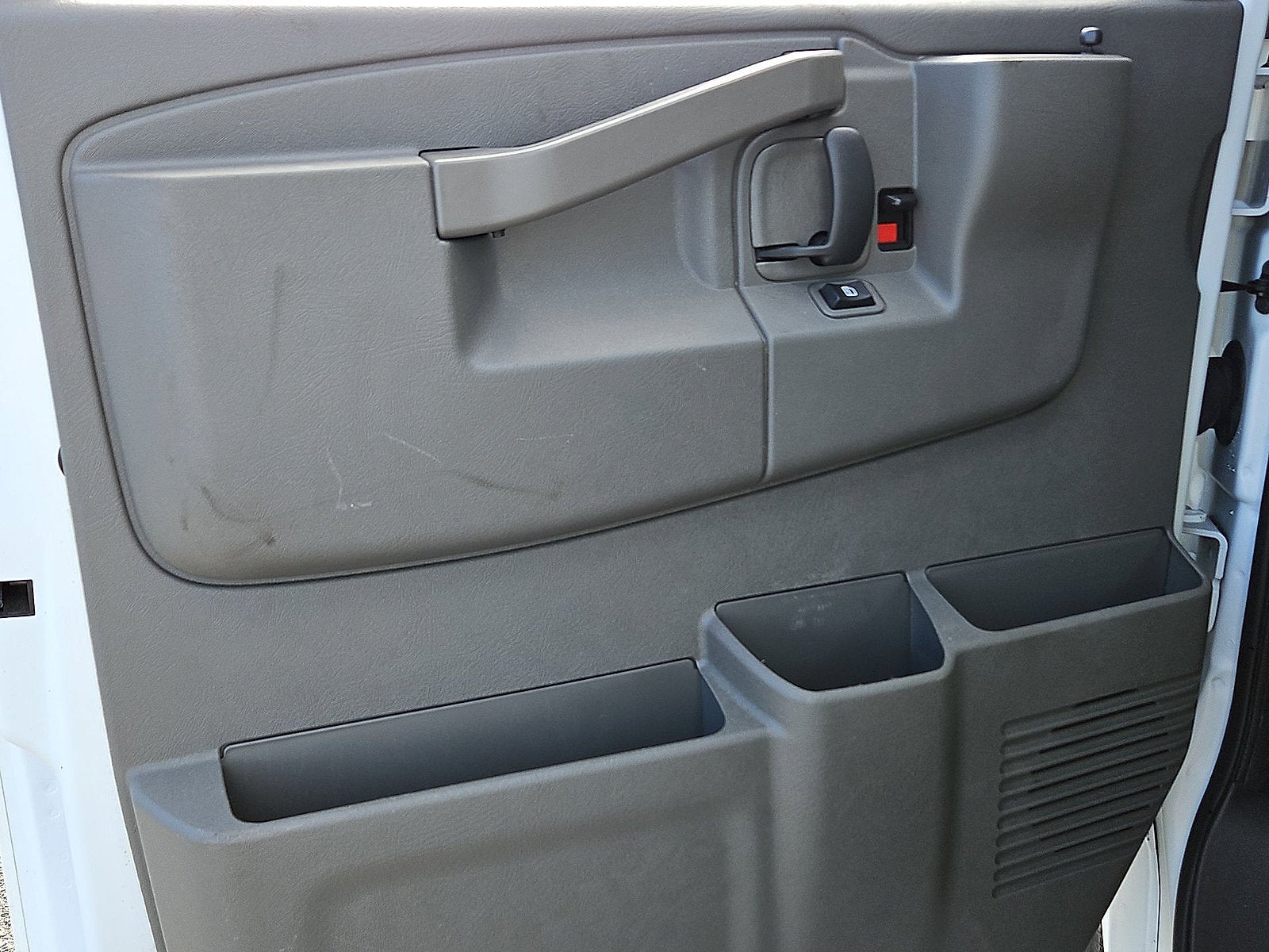 2025 GMC Savana Cargo Work Van