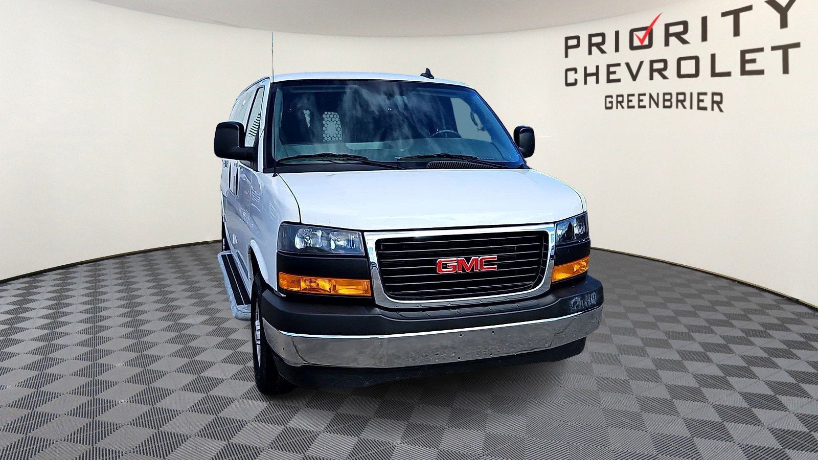 2025 GMC Savana Cargo Work Van