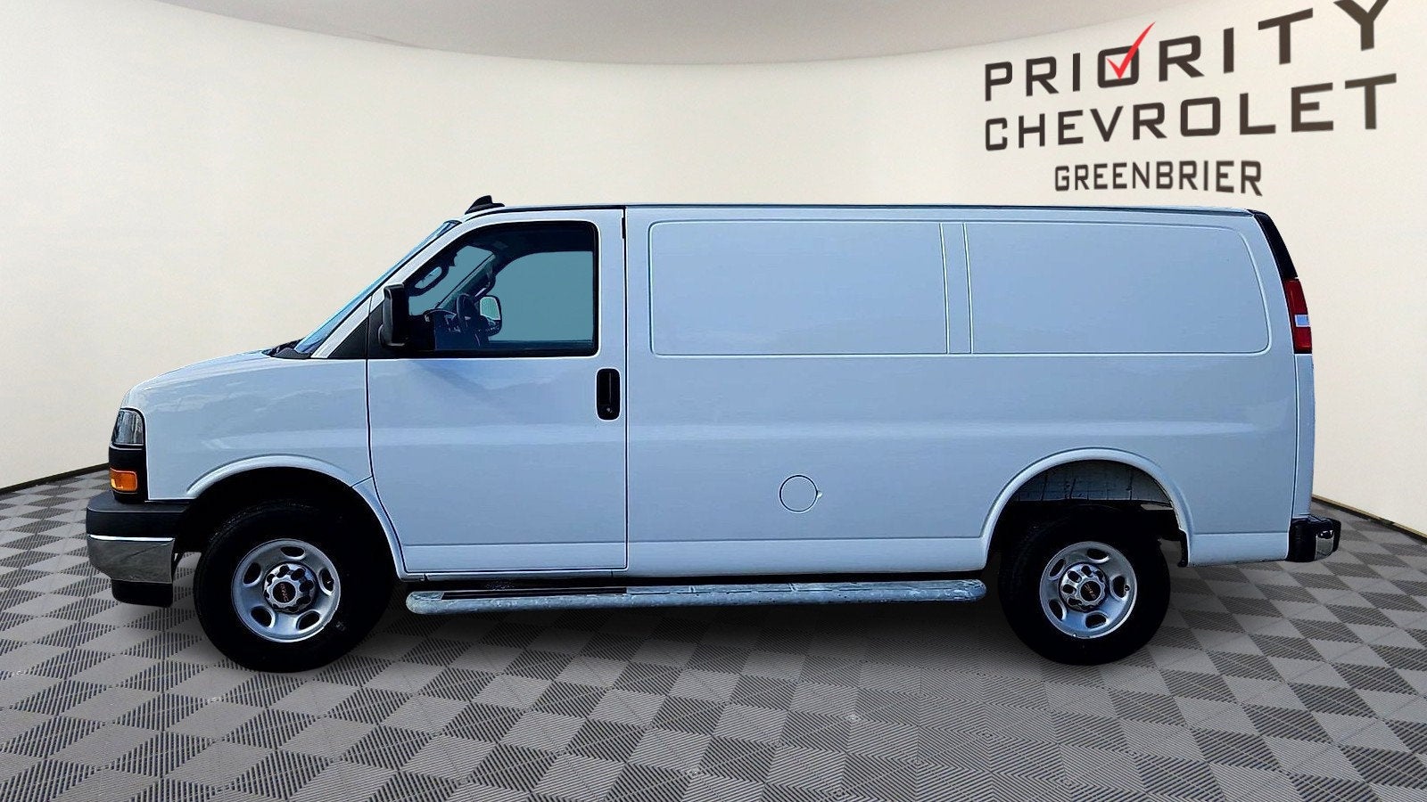 2025 GMC Savana Cargo Work Van