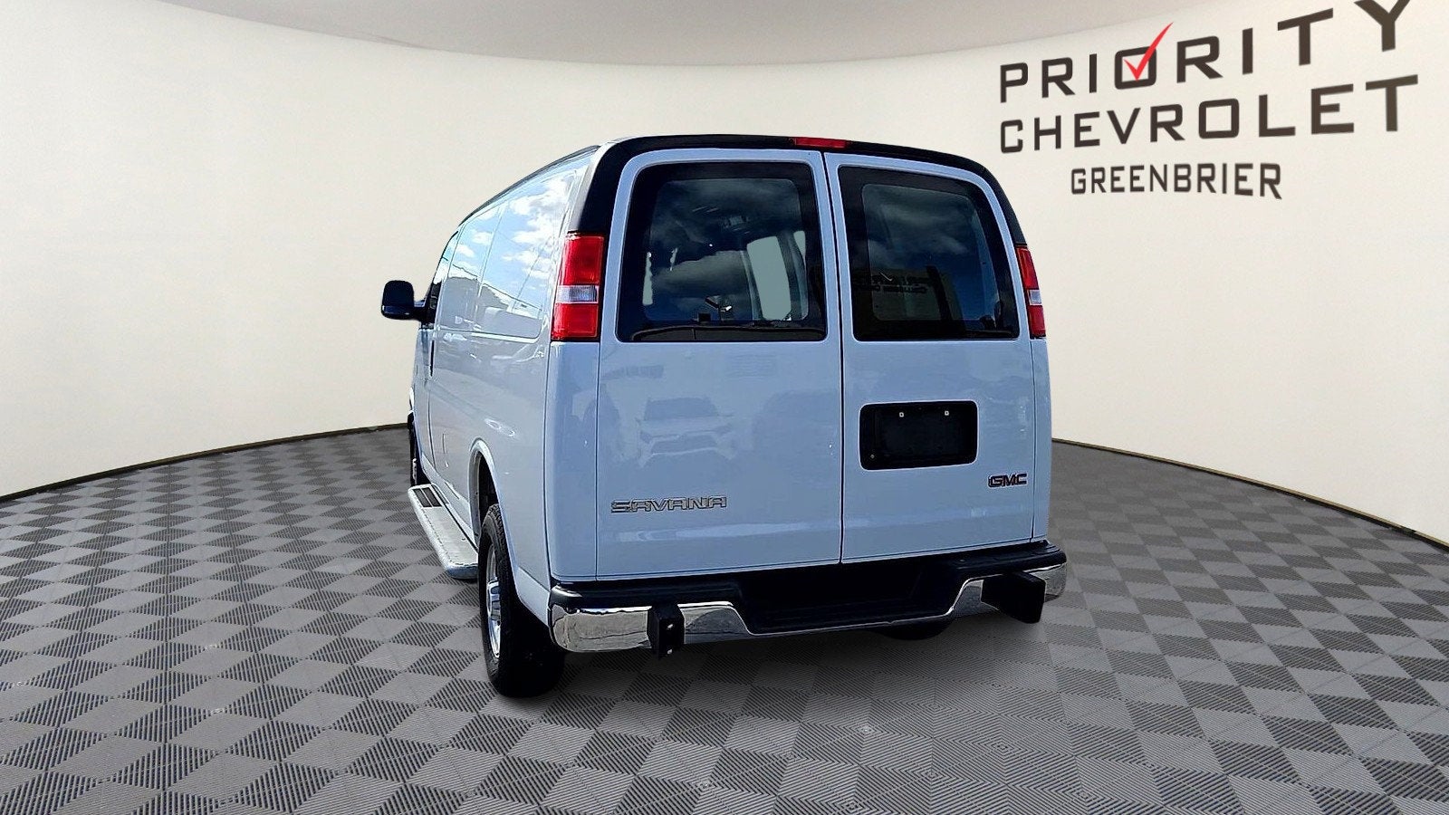 2025 GMC Savana Cargo Work Van