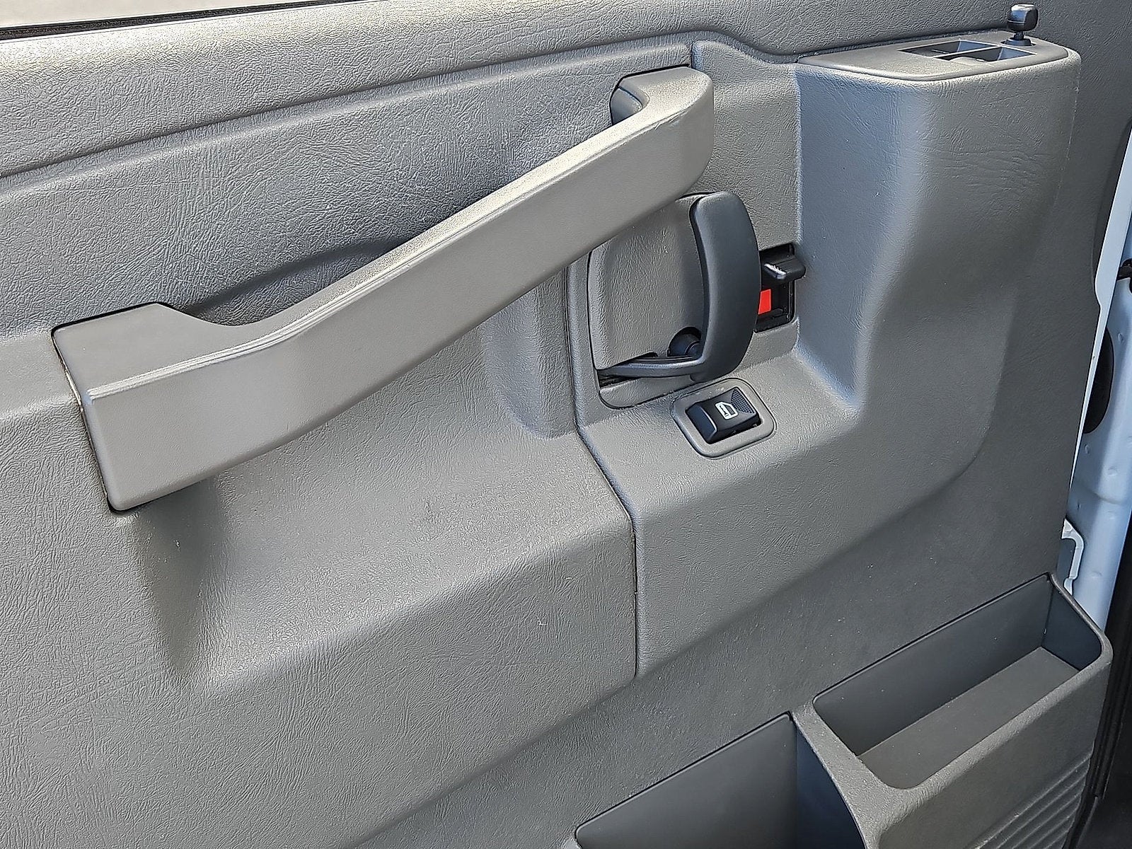 2025 GMC Savana Cargo Work Van