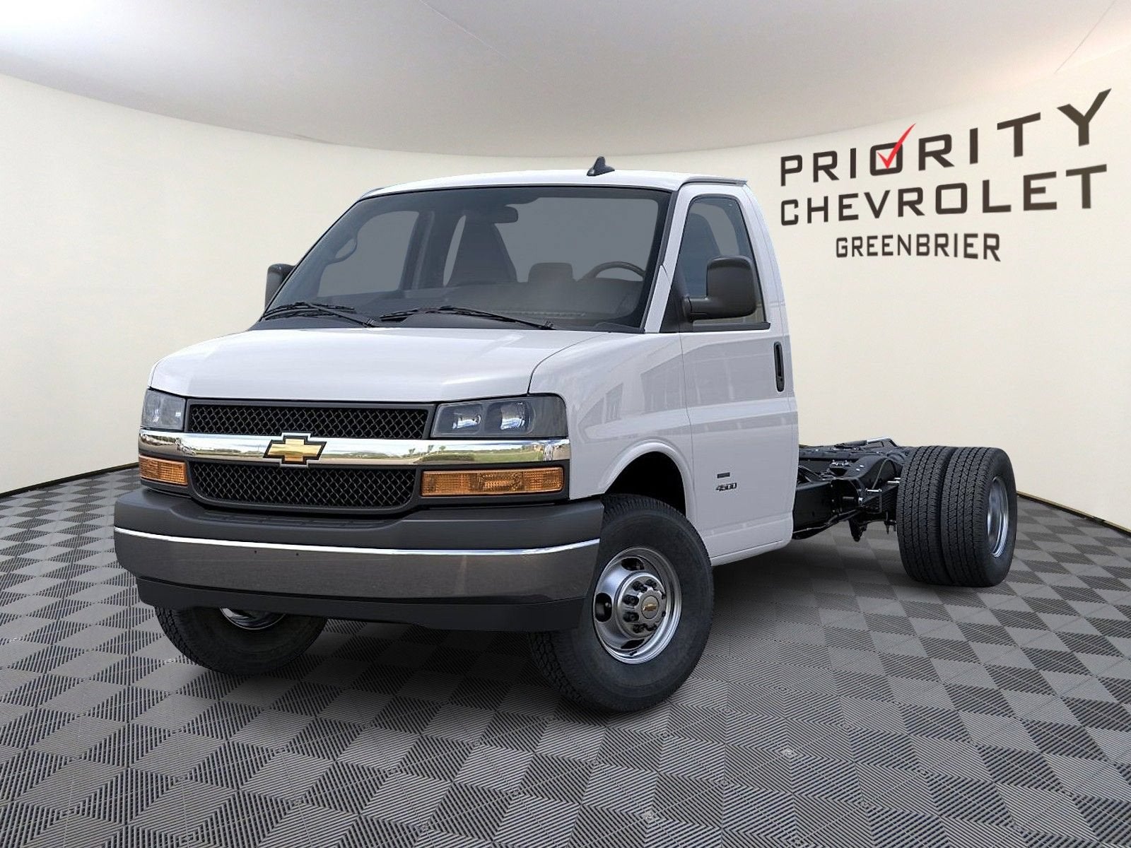 2025 Chevrolet Express Cutaway 4500 2WT