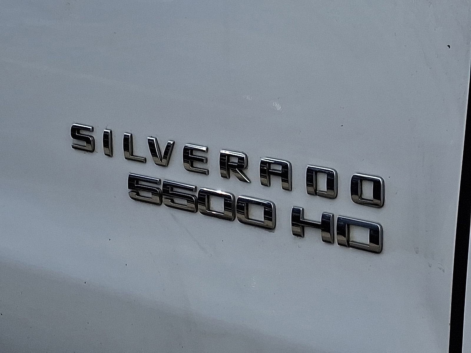2022 Chevrolet Silverado 5500 HD Work Truck
