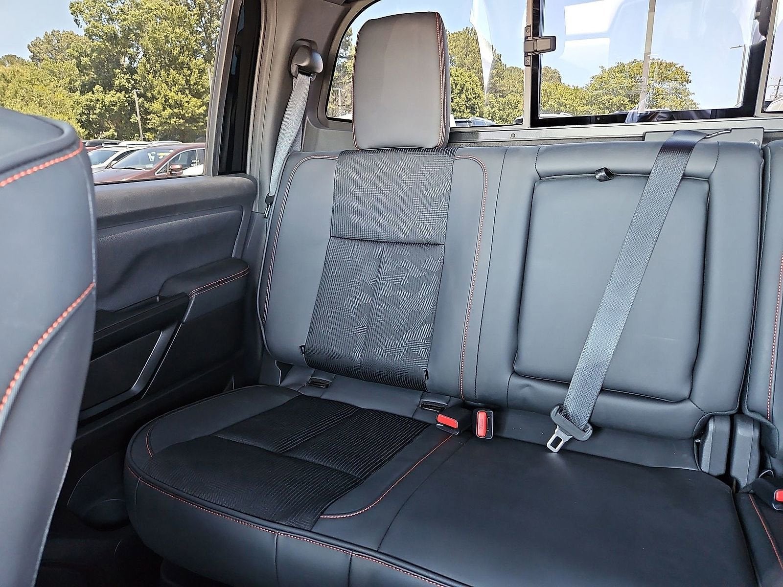 2024 Nissan TITAN Crew Cab PRO-4X 4x4