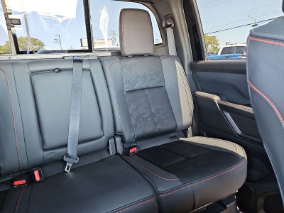 2024 Nissan TITAN Crew Cab PRO-4X 4x4