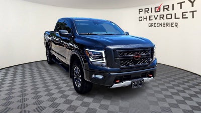 2024 Nissan TITAN Crew Cab PRO-4X 4x4