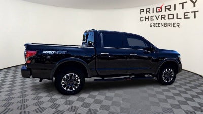 2024 Nissan TITAN Crew Cab PRO-4X 4x4