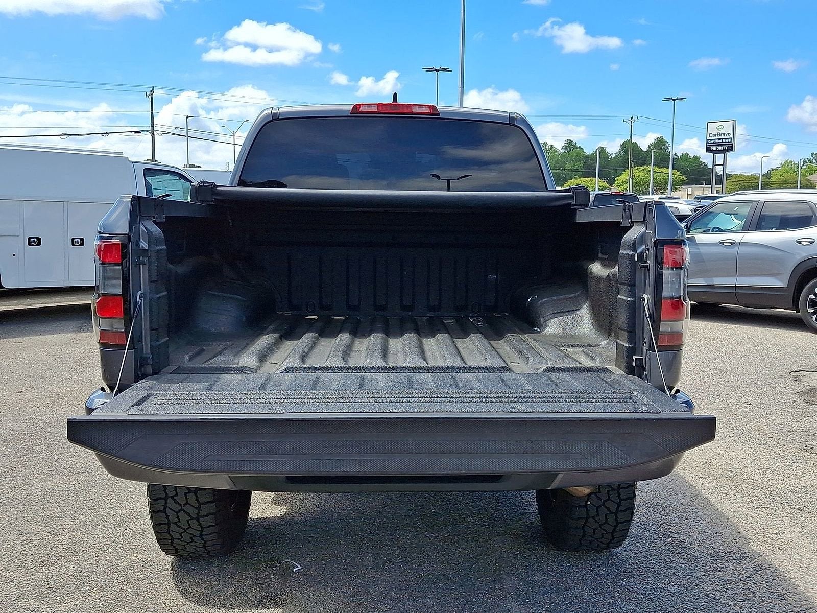 2023 Nissan Frontier Crew Cab SV 4x4