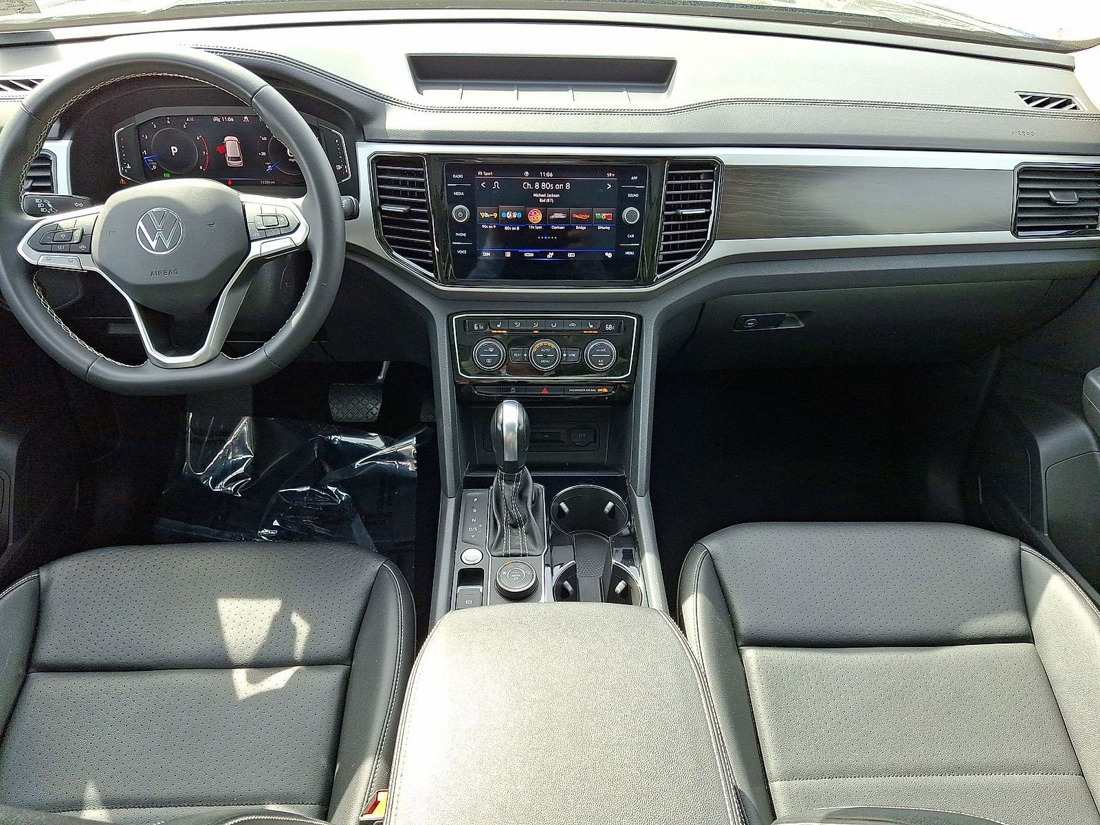 2023 Volkswagen Atlas 3.6L V6 SE w/Technology
