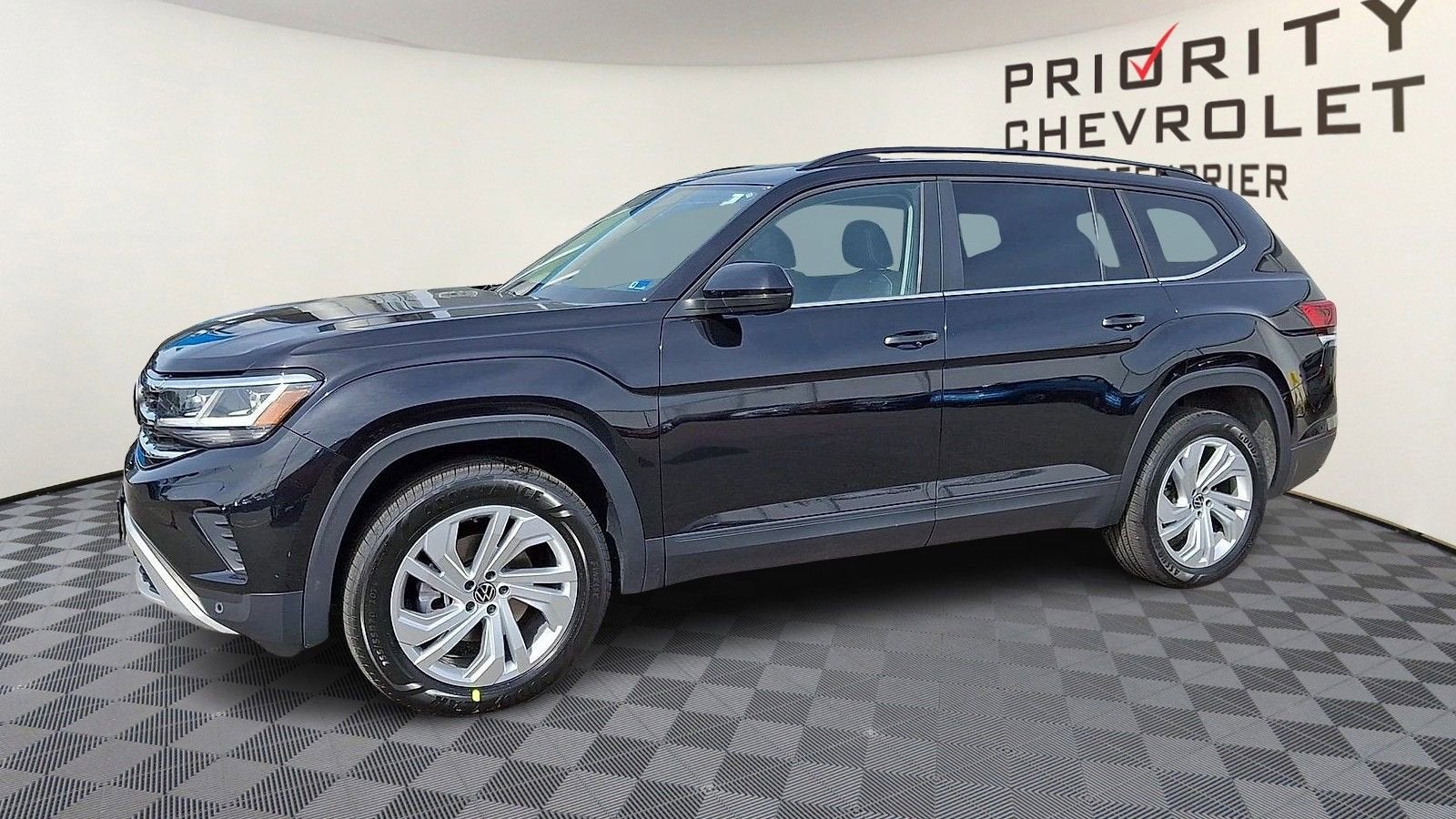 2023 Volkswagen Atlas 3.6L V6 SE w/Technology