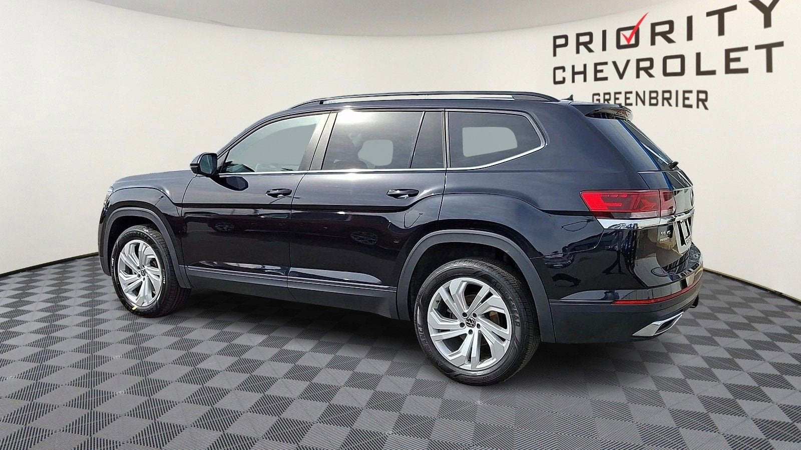 2023 Volkswagen Atlas 3.6L V6 SE w/Technology