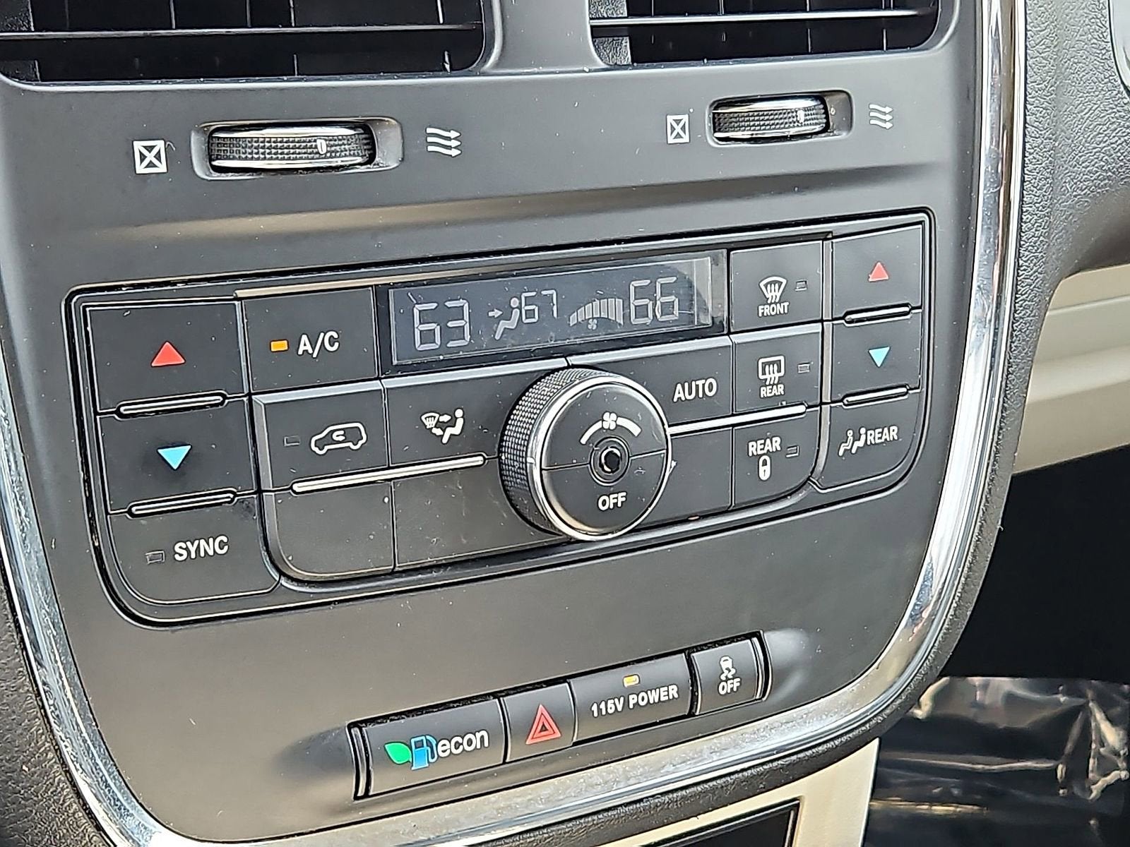 2014 Chrysler Town & Country Touring
